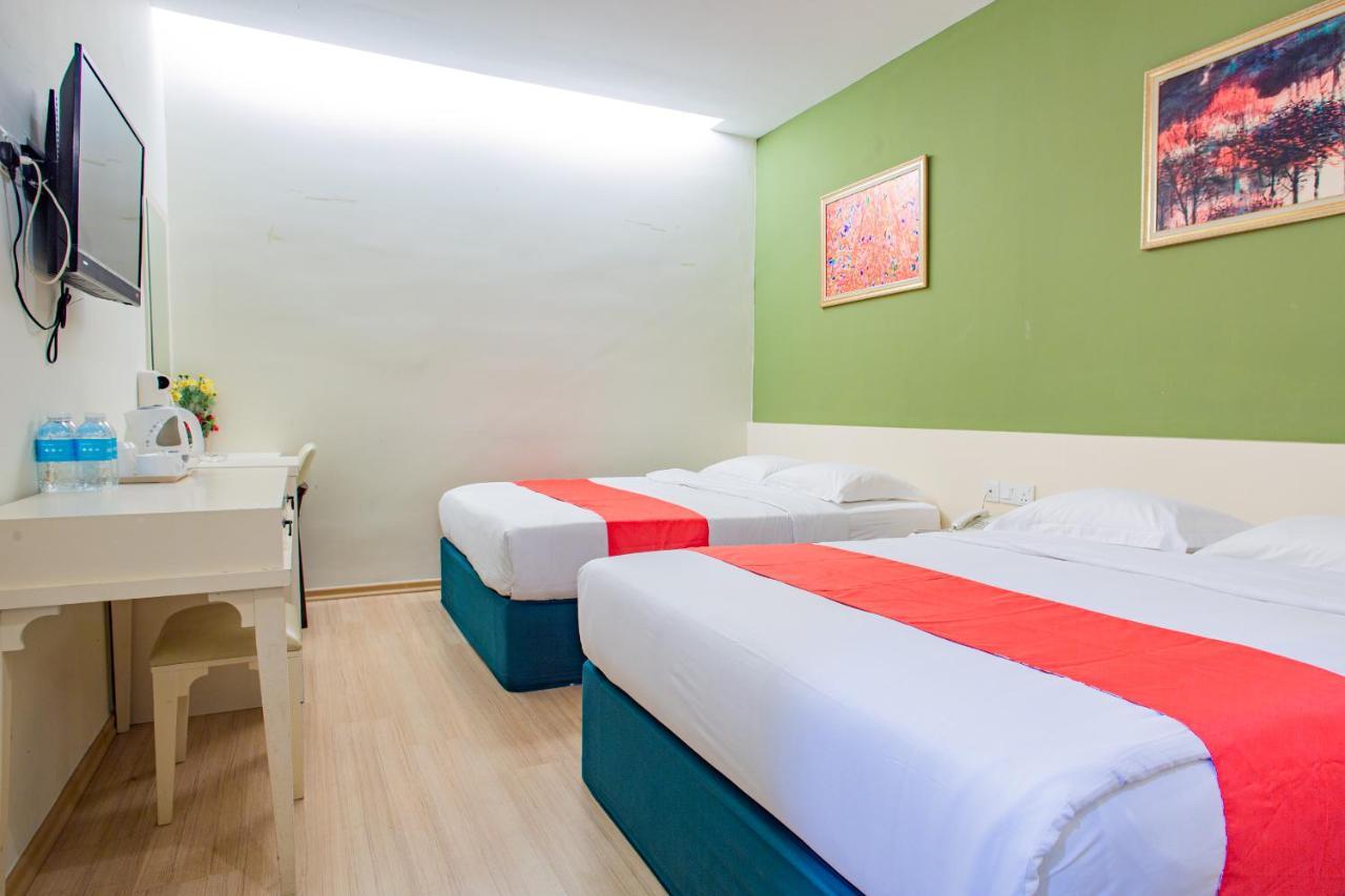 Hotel 101 Permas Jaya Johor Bahru Extérieur photo