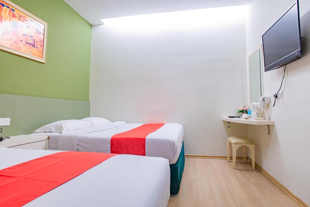 Hotel 101 Permas Jaya Johor Bahru Extérieur photo