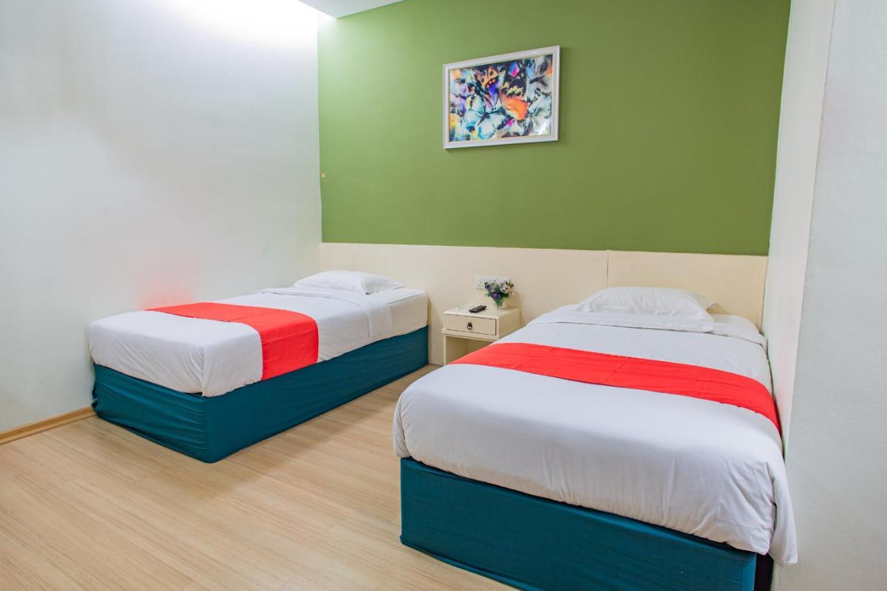 Hotel 101 Permas Jaya Johor Bahru Extérieur photo