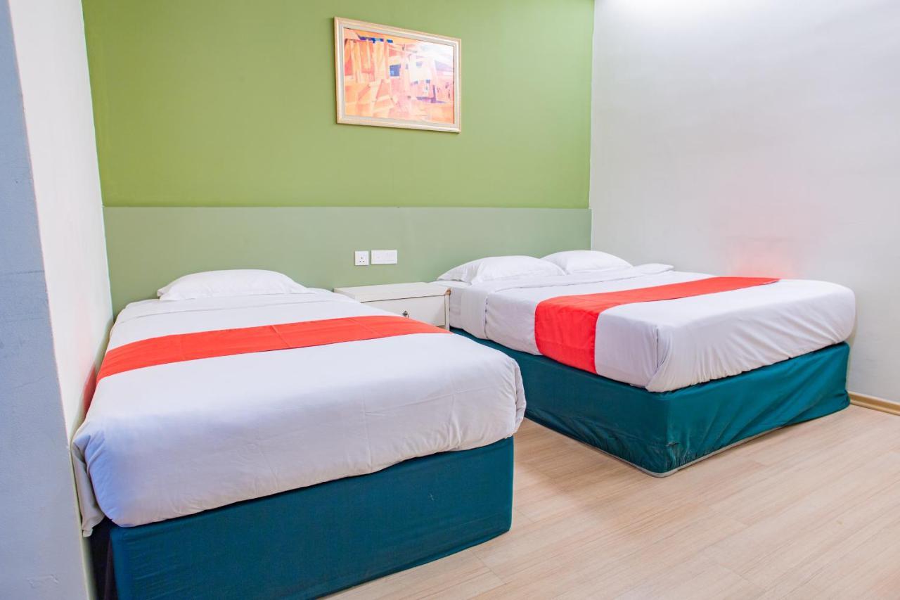 Hotel 101 Permas Jaya Johor Bahru Extérieur photo